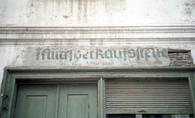 Wittichenau, Hoyerswerdaer Str. 11, 9.11.1996 (2).jpg - Milchverkaufsstelle Arthur Würn